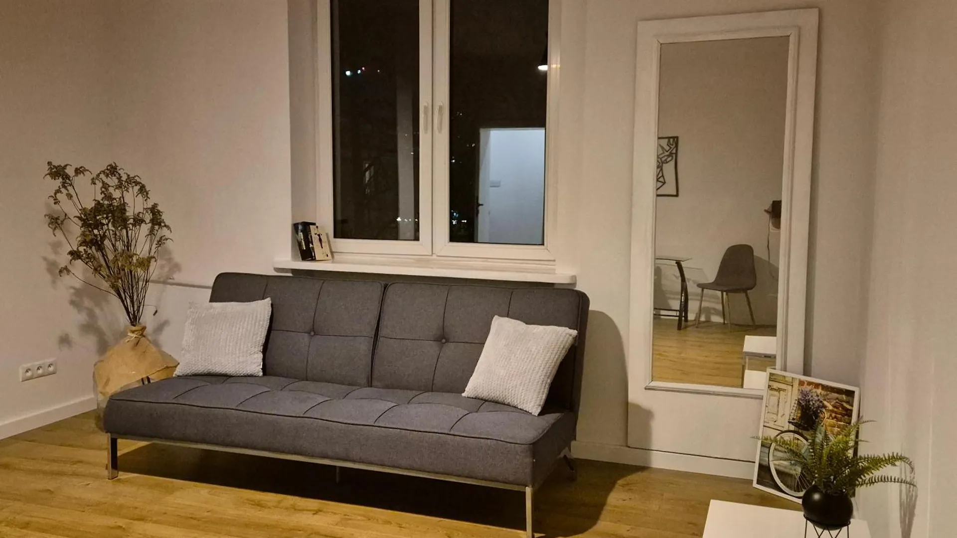 Apartament Simple Elegance - Old Town Warszawa